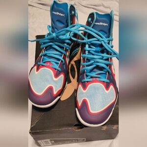 NEVER WORN! Under Armour Anatomix Spawn Sneakers Womens size 9 Men size 8